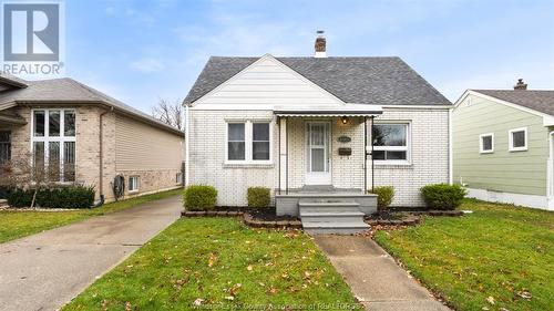 2367 Meighen Road, Windsor, ON - Outdoor With Facade