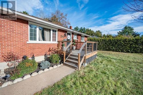 38 Sunset Crescent, Petawawa (520 - Petawawa), ON - Outdoor