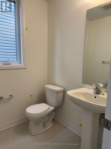 59 Masters Street, Welland, ON - Indoor Photo Showing Bathroom