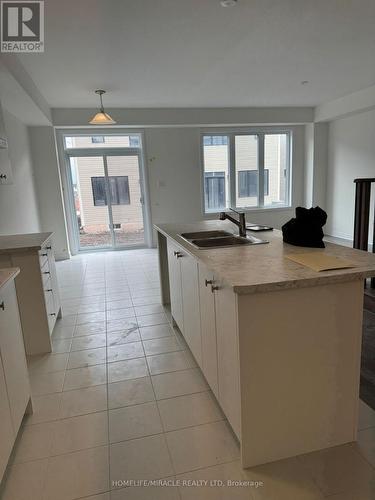 59 Masters Street, Welland, ON - Indoor Photo Showing Kitchen With Double Sink