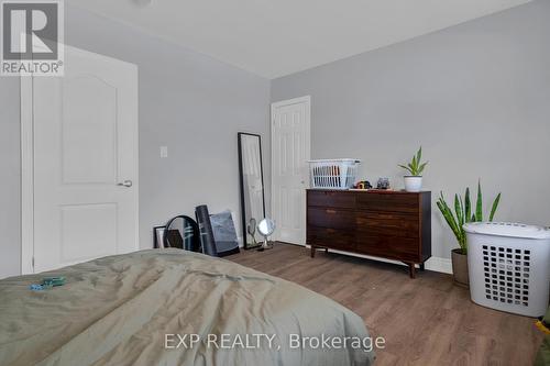 27 Lasalle Street, Welland, ON - Indoor Photo Showing Bedroom