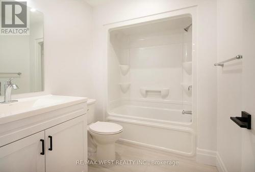 43 Markland Avenue, Prince Edward County, ON - Indoor Photo Showing Bathroom