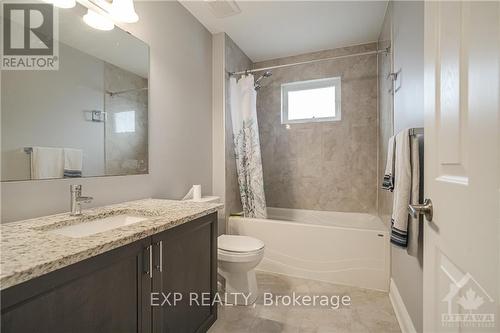 11 Leblanc Street, Carleton Place, ON - Indoor Photo Showing Bathroom