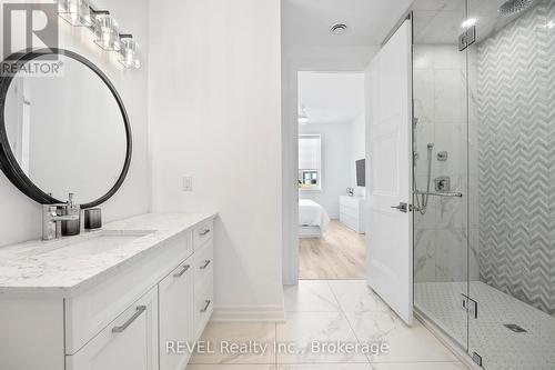 1 - 99 South Drive, St. Catharines (457 - Old Glenridge), ON - Indoor Photo Showing Bathroom