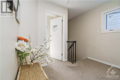 235 Huntersfield Drive, Ottawa, ON - Indoor Photo Showing Other Room