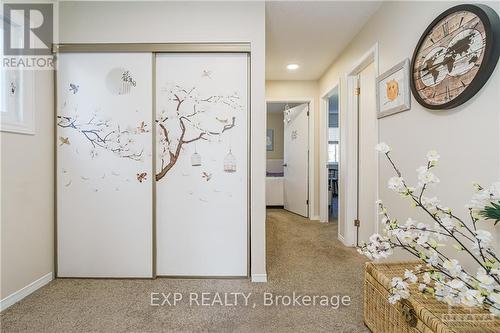 235 Huntersfield Drive, Ottawa, ON - Indoor Photo Showing Other Room