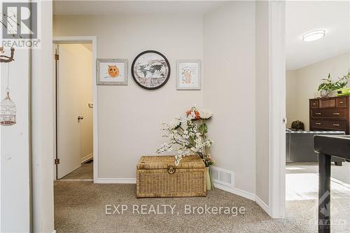 235 Huntersfield Drive, Ottawa, ON - Indoor Photo Showing Other Room