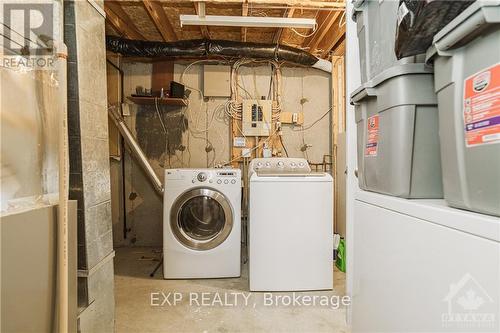 235 Huntersfield Drive, Ottawa, ON - Indoor Photo Showing Laundry Room