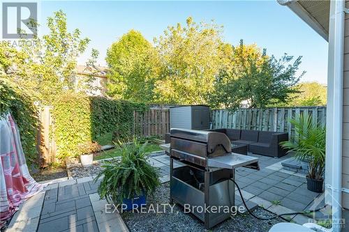 235 Huntersfield Drive, Ottawa, ON - Outdoor