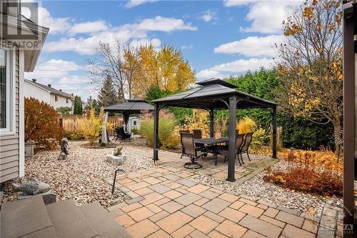 8 Randall James Drive, Stittsville, ON - Outdoor