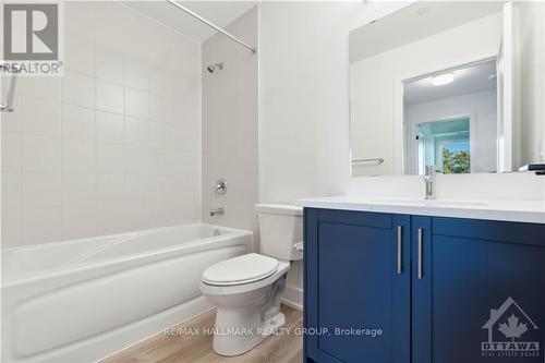 212 - 397 Codd'S Road, Ottawa, ON - Indoor Photo Showing Bathroom