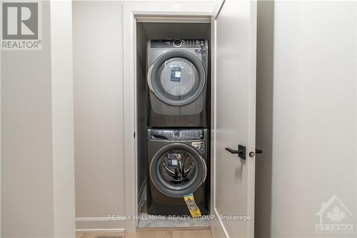 B - 134 Forward Avenue, Ottawa, ON - Indoor Photo Showing Laundry Room