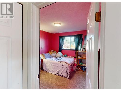 1229 Stork Avenue, Quesnel, BC - Indoor Photo Showing Bedroom