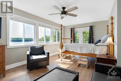 158 Leslie Drive, Lanark, ON - Indoor Photo Showing Bedroom