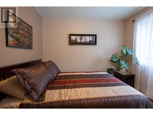 516 7Th Street, Kaslo, BC - Indoor Photo Showing Bedroom