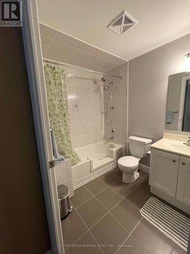 342 - 281 Woodbridge Avenue, Vaughan, ON - Indoor Photo Showing Bathroom