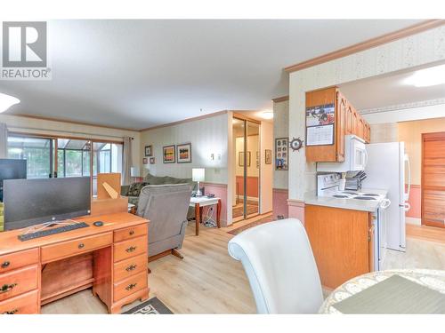 1229 Bernard Avenue Unit# 102 Lot# 2, Kelowna, BC - Indoor Photo Showing Kitchen