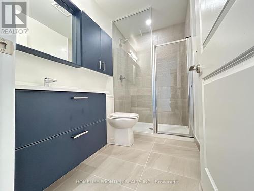 2702B - 50 Upper Mall Way, Vaughan, ON - Indoor Photo Showing Bathroom