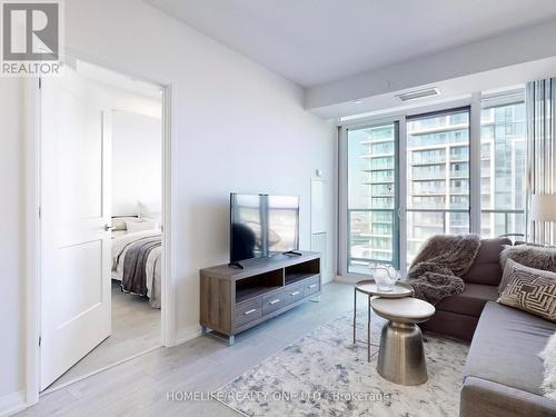 3508 - 7895 Jane Street, Vaughan, ON - Indoor Photo Showing Living Room