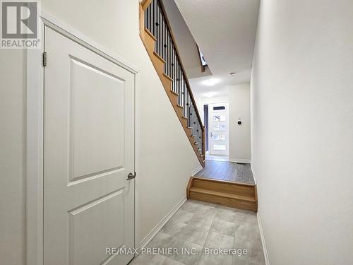 142 Turnberry Lane, Barrie, ON - Indoor Photo Showing Other Room