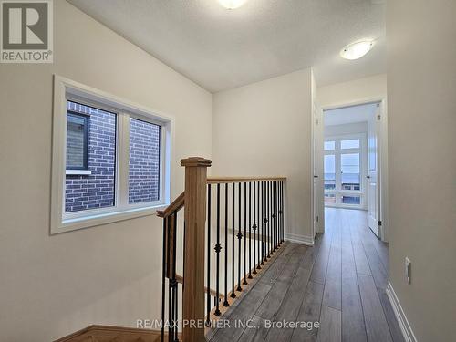 142 Turnberry Lane, Barrie, ON - Indoor Photo Showing Other Room