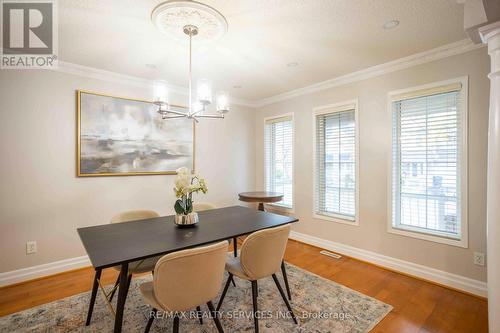 31 Silktop Trail, Brampton, ON - Indoor Photo Showing Dining Room