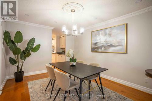 31 Silktop Trail, Brampton, ON - Indoor Photo Showing Dining Room