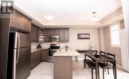 4139 Palermo Common, Burlington, ON - Indoor Photo Showing Kitchen With Double Sink