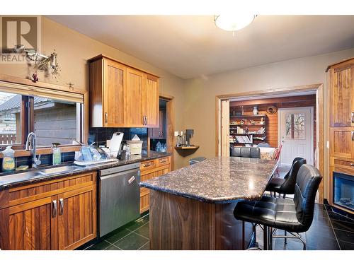 807 Oscar Street, Revelstoke, BC - Indoor Photo Showing Kitchen With Double Sink