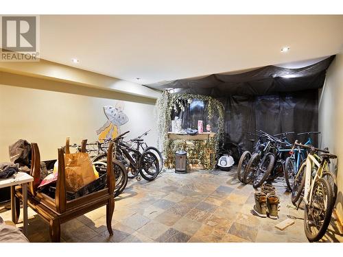 Basement games room - 807 Oscar Street, Revelstoke, BC - Indoor