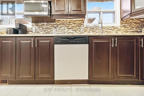 3764 Teeswater Road, Mississauga, ON - Indoor Photo Showing Kitchen