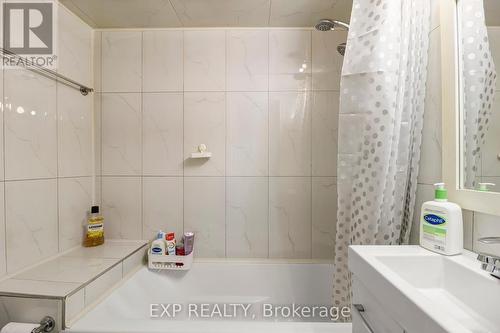 3764 Teeswater Road, Mississauga, ON - Indoor Photo Showing Bathroom