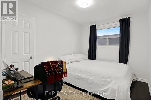 3764 Teeswater Road, Mississauga, ON - Indoor Photo Showing Bedroom