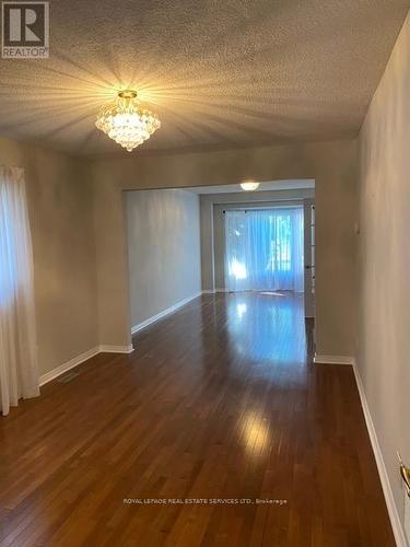 Upper - 1701 Willow Way, Mississauga, ON - Indoor Photo Showing Other Room