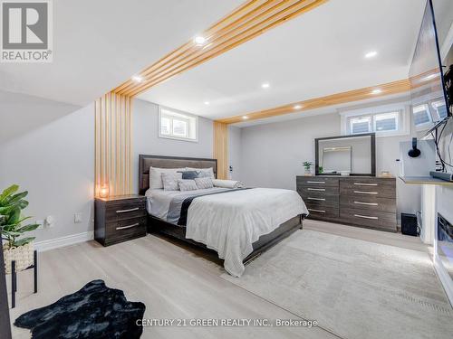 5459 Campbellville Road, Milton, ON - Indoor Photo Showing Bedroom