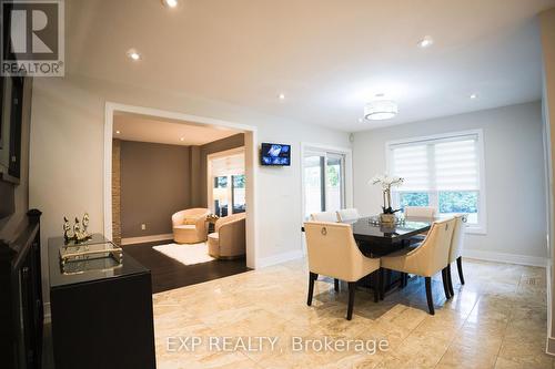 771 Ajyn Court, Mississauga, ON - Indoor Photo Showing Dining Room