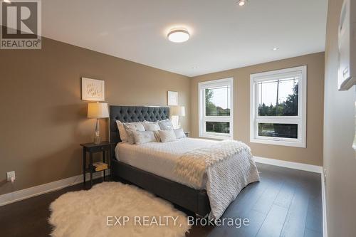 771 Ajyn Court, Mississauga, ON - Indoor Photo Showing Bedroom