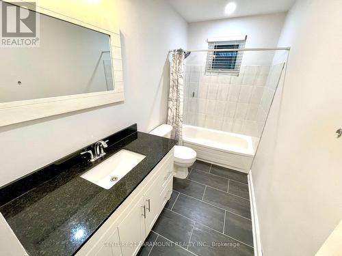 11 Gondola Crescent, Brampton, ON - Indoor Photo Showing Bathroom