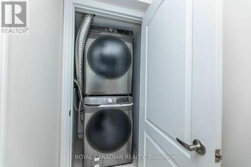 766 Linden Drive, Cambridge, ON - Indoor Photo Showing Laundry Room