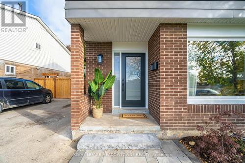 152 Hansen Road N, Brampton, ON - Outdoor