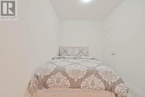 52 Melmar Street, Brampton, ON - Indoor Photo Showing Bedroom