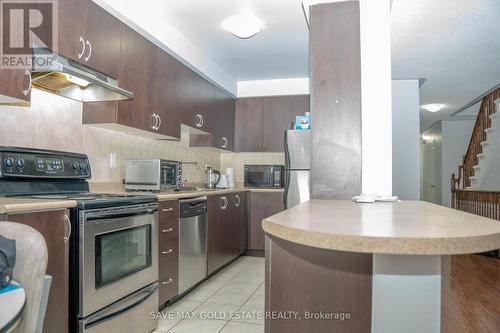 155 - 5255 Palmetto Place, Mississauga, ON - Indoor Photo Showing Kitchen