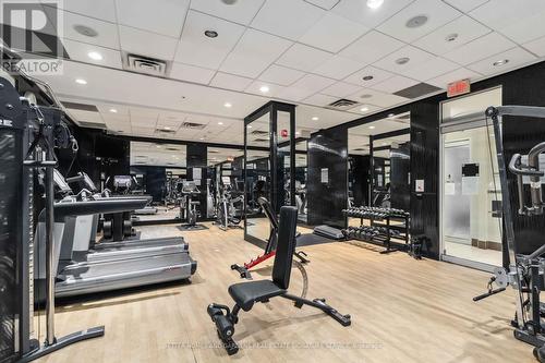 2111 - 310 Burnhamthorpe Road, Mississauga, ON - Indoor Photo Showing Gym Room