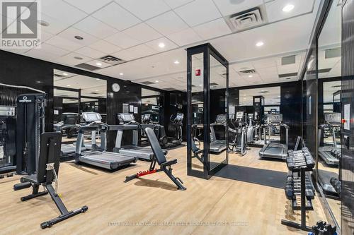 2111 - 310 Burnhamthorpe Road, Mississauga, ON - Indoor Photo Showing Gym Room