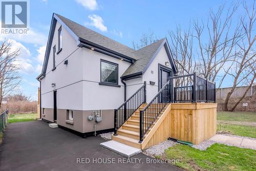 10 Bayside Avenue, Hamilton, ON - Outdoor