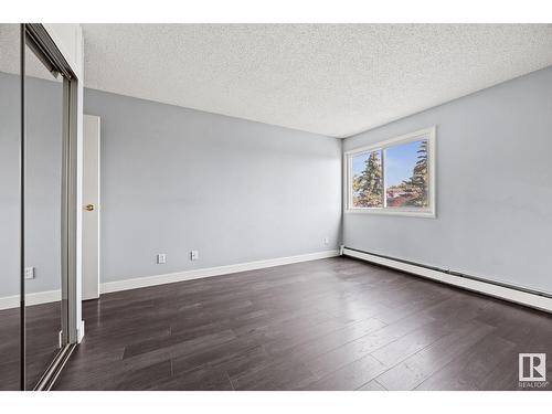 #212 600 Kirkness Rd Nw, Edmonton, AB - Indoor Photo Showing Other Room