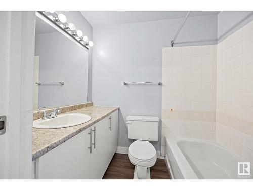 #212 600 Kirkness Rd Nw, Edmonton, AB - Indoor Photo Showing Bathroom