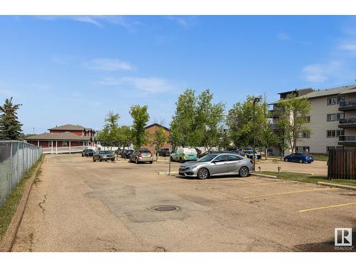 #212 600 Kirkness Rd Nw, Edmonton, AB - Outdoor