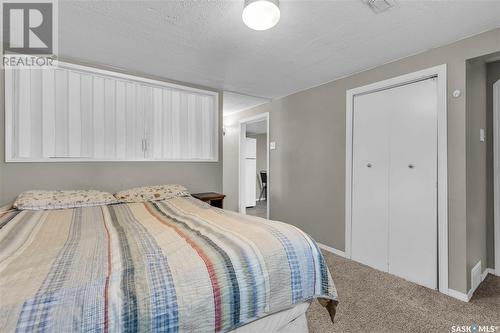 201 29Th Street W, Saskatoon, SK - Indoor Photo Showing Bedroom