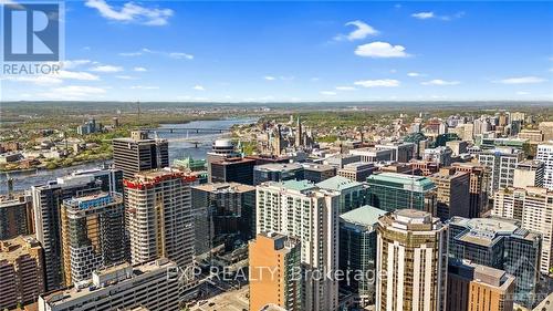 303 - 445 Laurier Avenue, Ottawa, ON - Outdoor With View